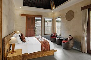 Monique Ubud Villa