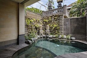 Monique Ubud Villa