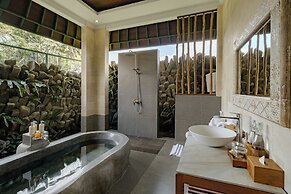 Monique Ubud Villa