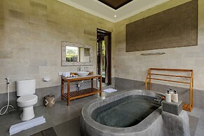 Monique Ubud Villa