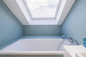 Top Floor New Duplex Stunning View In Trendy St Gilles