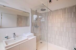 Top Floor New Duplex Stunning View In Trendy St Gilles