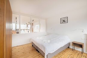 Top Floor New Duplex Stunning View In Trendy St Gilles