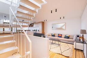 Top Floor New Duplex Stunning View In Trendy St Gilles