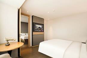 YIBO INTERNATIONAL HOTEL