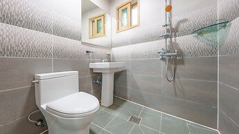 Gyeongju Beach Castle Pension