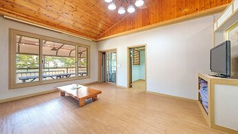 Gyeongju Beach Castle Pension