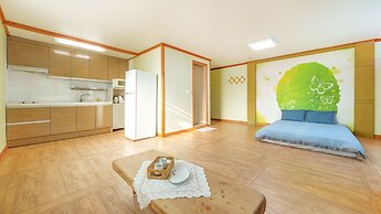 Gyeongju Beach Castle Pension