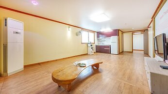 Gyeongju Beach Castle Pension