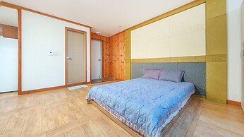 Gyeongju Beach Castle Pension