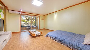 Gyeongju Beach Castle Pension