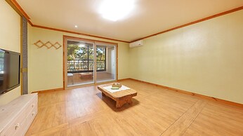 Gyeongju Beach Castle Pension