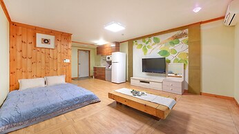 Gyeongju Beach Castle Pension