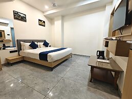 The Sky Comfort Hotel Krisha Dwarka