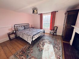 Huckleberry Farm - From 1000 Per Night