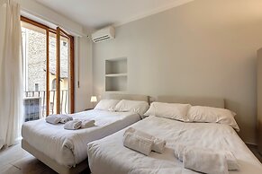Mamo Florence - Santo Stefano Apartment