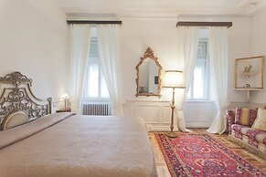 Piazza Venezia Le Camere