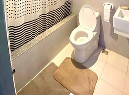 Room in Apartment - Antonios Cafe & Transient Homes Baguio