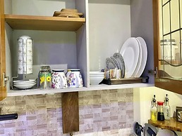 Room in Apartment - Antonios Cafe & Transient Homes Baguio