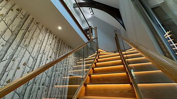 Warksburn Old Church - Luxury Church Conversion