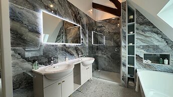 Warksburn Old Church - Luxury Church Conversion