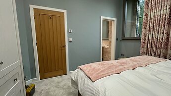 Warksburn Old Church - Luxury Church Conversion