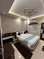 KS PAYING GUEST HOUSE VARANASI