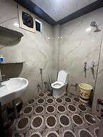 KS PAYING GUEST HOUSE VARANASI