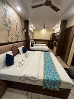 KS PAYING GUEST HOUSE VARANASI