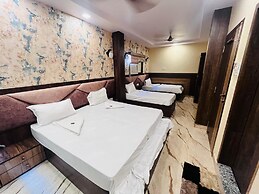KS PAYING GUEST HOUSE VARANASI