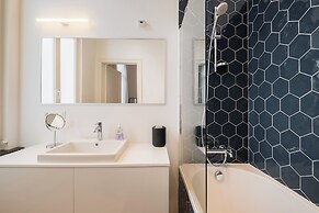 New Apartment Center of Trendy St Gille