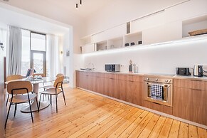 New Apartment Center of Trendy St Gille