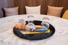 New Apartment Center of Trendy St Gille