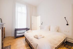 New Apartment Center of Trendy St Gille