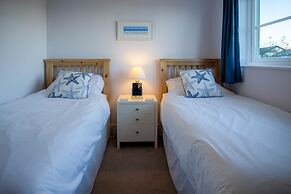 13 Rhodewood House - 2 Bedroom Apartment - Saundersfoot