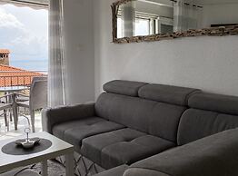 Luxury Lovran Apartments With Swimming Pool