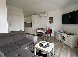 Luxury Lovran Apartments With Swimming Pool