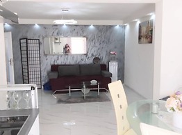 Trogir Downtown Apartments With Private Parking