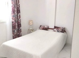 Trogir Downtown Apartments With Private Parking