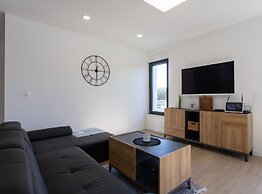 Dazzling Kaštel Novi Villa With Private Pool and Scenic Sea Views