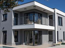 Dazzling Kaštel Novi Villa With Private Pool and Scenic Sea Views