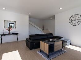 Dazzling Kaštel Novi Villa With Private Pool and Scenic Sea Views