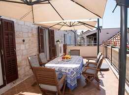 Holiday Home Meditation