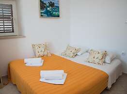 Holiday Home Meditation