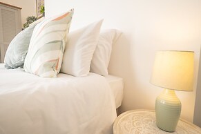 Host Stay Harbour Point