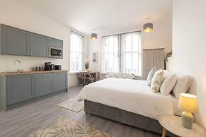 Host Stay Harbour Point