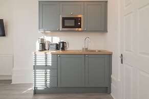 Host Stay Harbour Rest