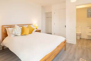 Host Stay The Crow s Nest