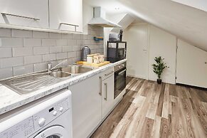 Host Stay Trafalgar Road