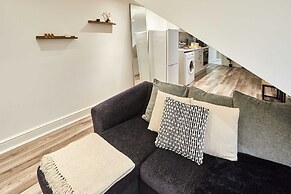 Host Stay Trafalgar Road